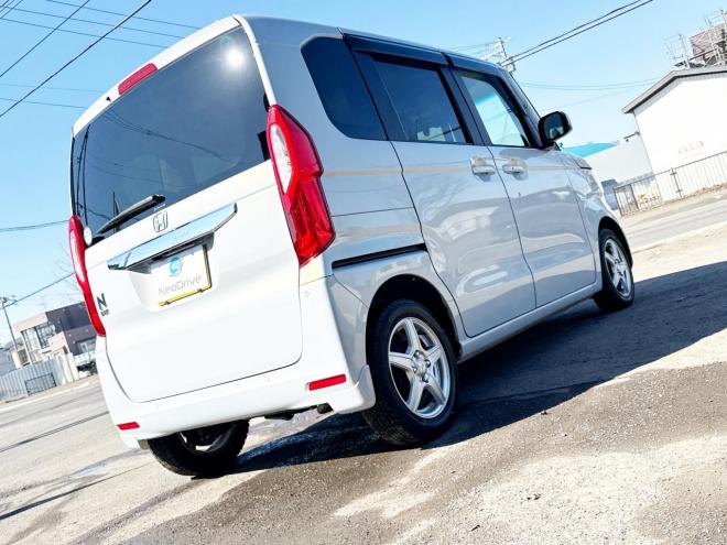 N-BOX660L 4WD ローンが不安な方＜優遇ローン＞ 本州仕入　寒冷地仕様　ホンダセンシング 4WD 660 5Dr