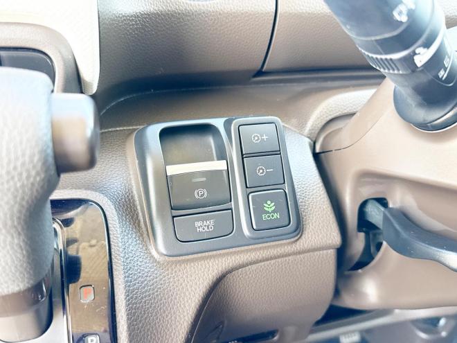 N-BOX660L 4WD ローンが不安な方＜優遇ローン＞ 本州仕入　寒冷地仕様　ホンダセンシング 4WD 660 5Dr