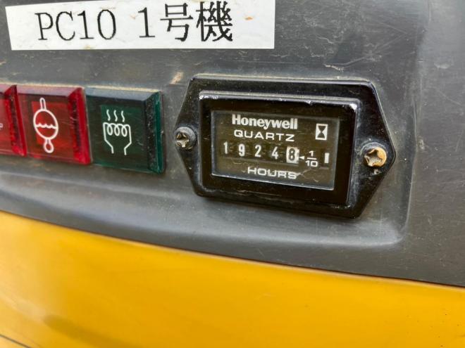 バックホーコマツ　中古　PC10MR-2　ブレーカー付　建機