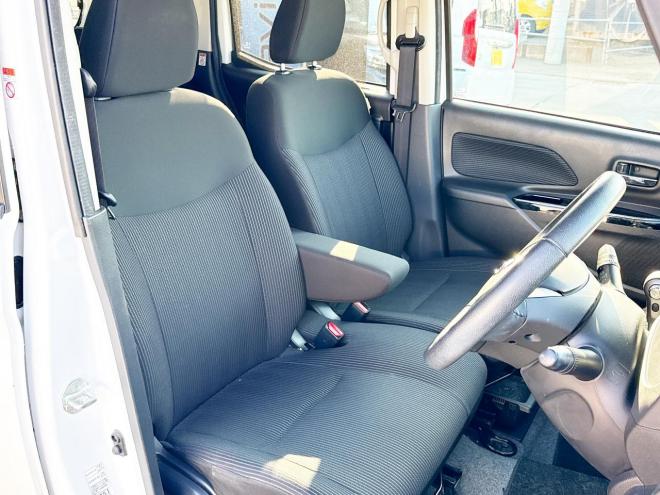 デイズルークス660ハイウェイスターX 4WD 4WD 660 5Dr