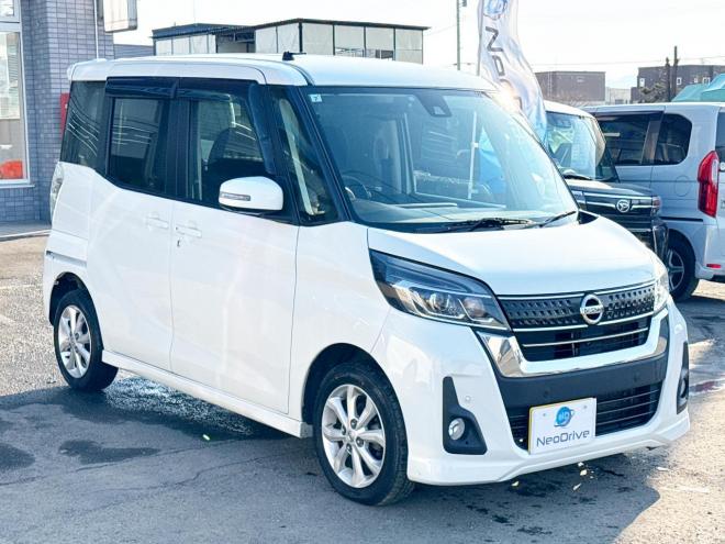 デイズルークス660ハイウェイスターX 4WD 4WD 660 5Dr