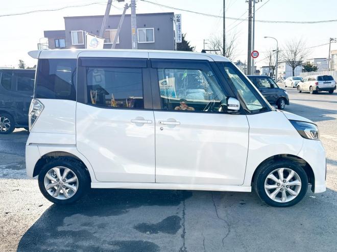 デイズルークス660ハイウェイスターX 4WD 4WD 660 5Dr