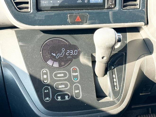 デイズルークス660ハイウェイスターX 4WD 4WD 660 5Dr