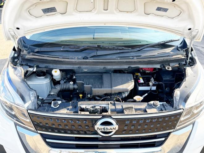 デイズルークス660ハイウェイスターX 4WD 4WD 660 5Dr