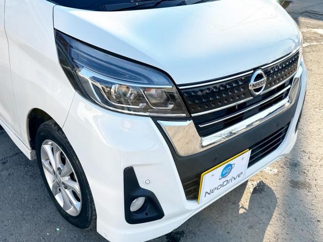 デイズルークス660ハイウェイスターX 4WD 4WD 660 5Dr