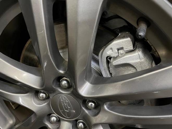 レガシィワゴン２．５ｉ　Ｂスポーツアイサイト　本州仕入　アイサイト衝突軽減ブレーキ　Ｓｉ－ＤＲＩＶＥ　純正１６インチＡＷ　社外１６ＡＷ＋スタッドレスタイヤ付　ストラーダナビ　地デジ　ＤＶＤ再生　バックカメラ　レーダークルーズコントロール 4WD 2500 5Dr