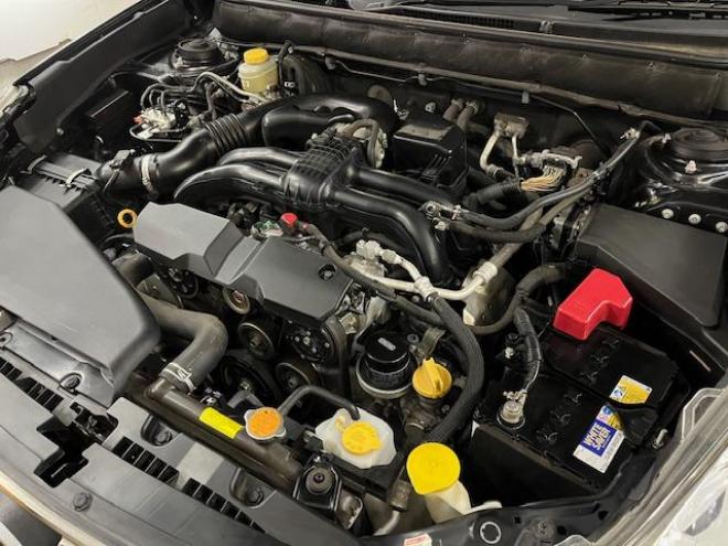 レガシィワゴン２．５ｉ　Ｂスポーツアイサイト　本州仕入　アイサイト衝突軽減ブレーキ　Ｓｉ－ＤＲＩＶＥ　純正１６インチＡＷ　社外１６ＡＷ＋スタッドレスタイヤ付　ストラーダナビ　地デジ　ＤＶＤ再生　バックカメラ　レーダークルーズコントロール 4WD 2500 5Dr