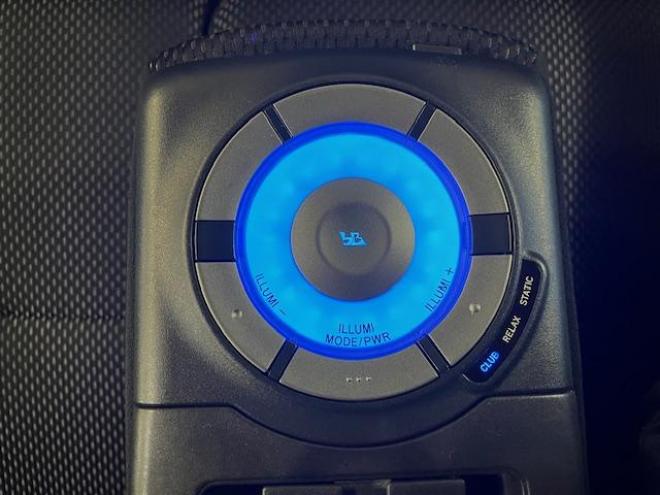 bBＺキラメキ　最終型　寒冷地仕様　禁煙車　アドミレーションエアロ　社外１６インチブラポリＡＷ　社外１５ＡＷ＋スタッドレスタイヤ付　イルミネーションスピーカー＆サブウーハー　エンジンスターター　フロントガラス熱線 4WD 1300 5Dr