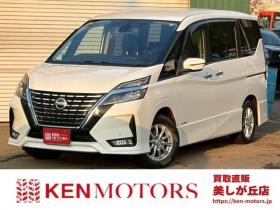セレナ　2.0 ハイウェイスター V 4WD　社外ナビ　後席モニター　両側パワスラ　エンジンスターター　ETC　パワステ　パワーウィンドウ　ABS　キーレスエントリー　アイドリングストップ　寒冷地仕様　盗難防止装置　エアコン　横滑り防止装置 2000