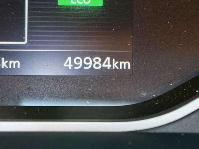 セレナ2.0 ハイウェイスター V 4WD　社外ナビ　後席モニター　両側パワスラ　エンジンスターター　ETC　パワステ　パワーウィンドウ　ABS　キーレスエントリー　アイドリングストップ　寒冷地仕様　盗難防止装置　エアコン　横滑り防止装置 2000