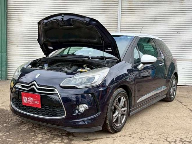 シトロエンDS3 シック　ETC　エアコン・クーラー　パワステ　パワーウィンドウ　キーレス　ABS 運転席エアバッグ　助手席エアバッグ　サイドエアバッグ　横滑り防止装置　社外ナビ　MTモード付 正規輸入車 2WD 1200