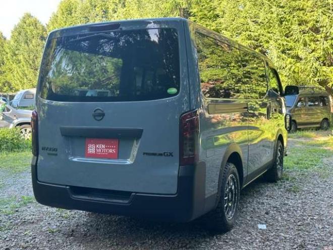 キャラバンNV350 2.5 プレミアムGX ロングボディ ディーゼルターボ 4WD　ABS　衝突軽減ブレーキ　横滑防止装置　盗難防止装置　エアコン　パワステ　パワーウィンドウ　キーレス　片側スライドドア　フォグランプ　ETC　エアバッグ　オリジナル全塗装アンビルグレー　フロントグリル 2500