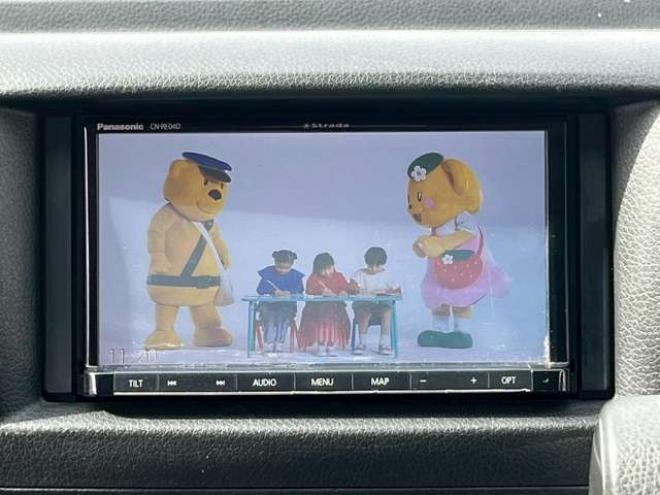 キャラバンNV350 2.5 プレミアムGX ロングボディ ディーゼルターボ 4WD　ABS　衝突軽減ブレーキ　横滑防止装置　盗難防止装置　エアコン　パワステ　パワーウィンドウ　キーレス　片側スライドドア　フォグランプ　ETC　エアバッグ　オリジナル全塗装アンビルグレー　フロントグリル 2500