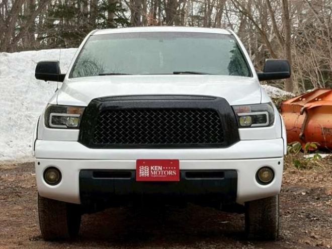 タンドラクルーマックス SR5 5.7 V8 4WD　 正規輸入車 5700