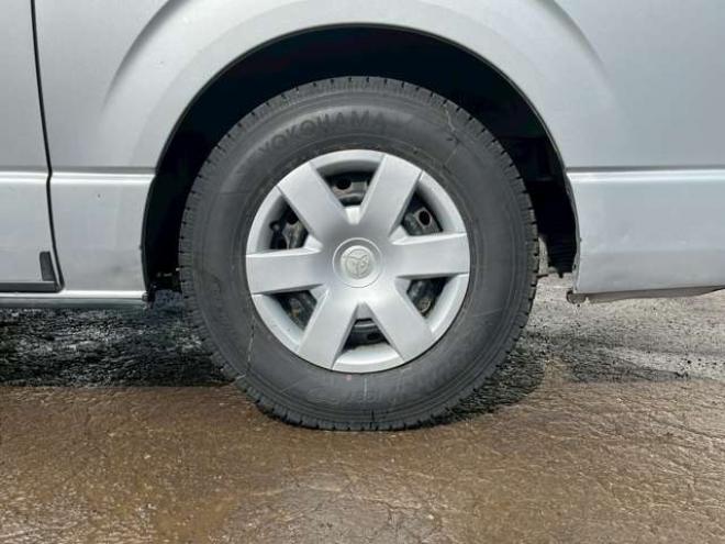 ハイエースバン3.0 DX ロング ハイルーフ ディーゼルターボ 4WD　エアコン　キーレスエントリー　パワステ　パワーウィンドウ　ABS　盗難防止装置　片側スライドドア 3000