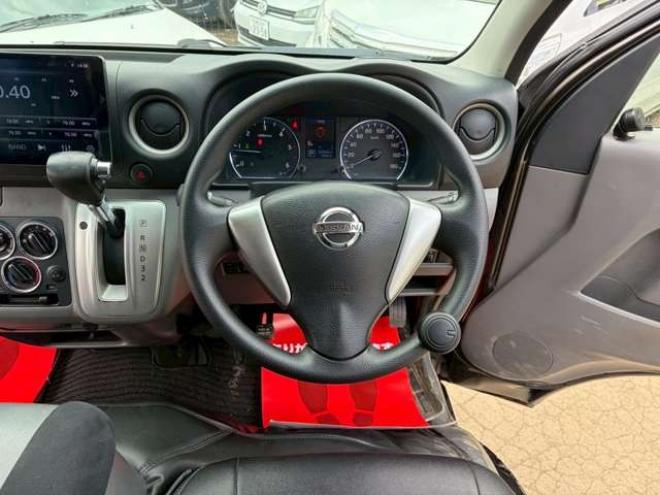 キャラバンNV350 2.5 プレミアムGX ロングボディ ディーゼルターボ 4WD　ナビ　バックカメラ　ETC　パワステ　パワーウィンドウ　キーレスエントリー　エアコン　盗難防止装置　両側スライドドア　フロントフォグランプ 2500