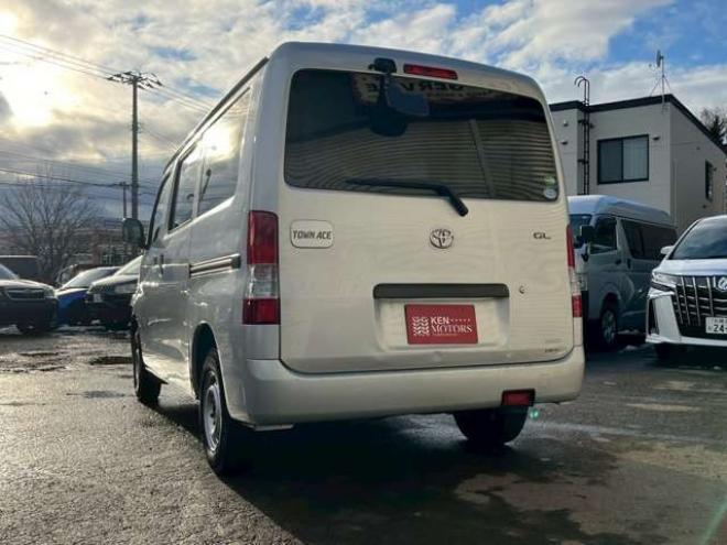 タウンエースバン1.5 GL 4WD　パワステ　パワーウィンドウ　ドライブレコーダー　ABS　エアコン　両側スライドドア　寒冷地仕様　リアヒーター 1500