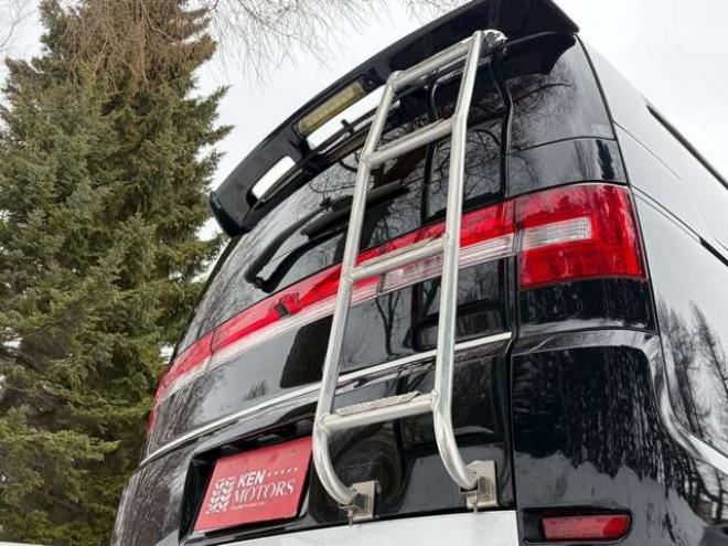 デリカD：5 2.4 G パワーパッケージ 4WD　リフトアップ　両側パワースライドドア　社外ナビ　バックカメラ　フロントカメラ　リアパワーゲート　後席モニター　パワステ　パワーウィンドウ　ABS　キーレスエントリー 2400