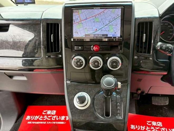 デリカD：5 2.4 G パワーパッケージ 4WD　リフトアップ　両側パワースライドドア　社外ナビ　バックカメラ　フロントカメラ　リアパワーゲート　後席モニター　パワステ　パワーウィンドウ　ABS　キーレスエントリー 2400