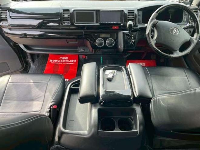 ハイエース2.7 GL ロング ミドルルーフ 4WD　10人乗り　パワステ　パワーウィンドウ　エアコン　社外ナビ　後席モニター　キーレスエントリー　片側スライドドア　盗難防止装置　フロントモデリスタ 2700