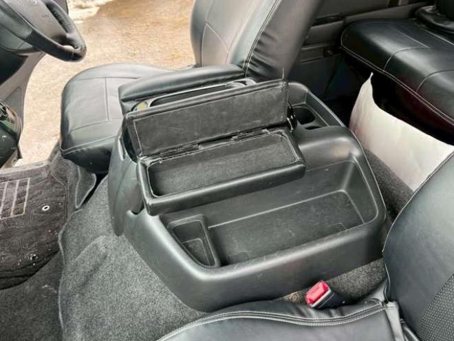 ハイエース2.7 GL ロング ミドルルーフ 4WD　10人乗り　パワステ　パワーウィンドウ　エアコン　社外ナビ　後席モニター　キーレスエントリー　片側スライドドア　盗難防止装置　フロントモデリスタ 2700