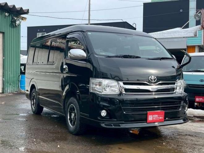 ハイエース2.7 GL ロング ミドルルーフ 4WD　10人乗り　パワステ　パワーウィンドウ　エアコン　社外ナビ　後席モニター　キーレスエントリー　片側スライドドア　盗難防止装置　フロントモデリスタ 2700