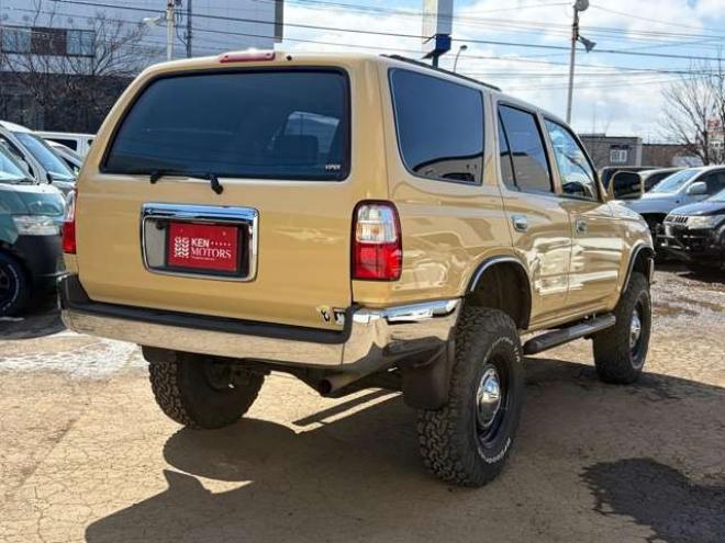 ハイラックスサーフ2.7 SSR-V ワイドボディ 4WD　US仕様　リフトアップ　全塗装済　社外ナビ　パワステ　パワーウィンドウ　ETC　バックカメラ　アルミホイール　ルーフレール　キーレスエントリー　ABS　エアコン 2700