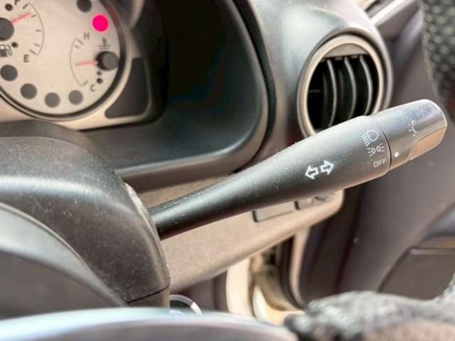 シルビア2.0 オーテックバージョン　6速MT　社外ハンドル　社外アルミホイール　社外エアロ　社外マフラー　パワステ　パワーウィンドウ　社外ナビ　エアコン　革シート 2WD 2000