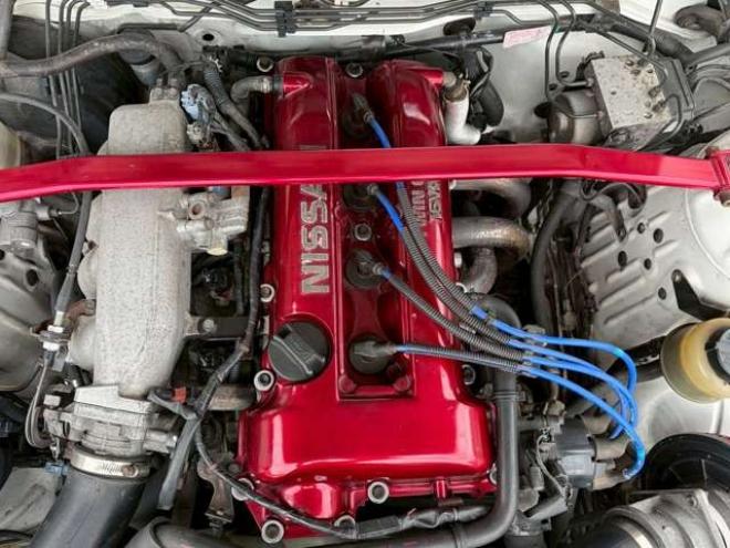 シルビア2.0 オーテックバージョン　6速MT　社外ハンドル　社外アルミホイール　社外エアロ　社外マフラー　パワステ　パワーウィンドウ　社外ナビ　エアコン　革シート 2WD 2000