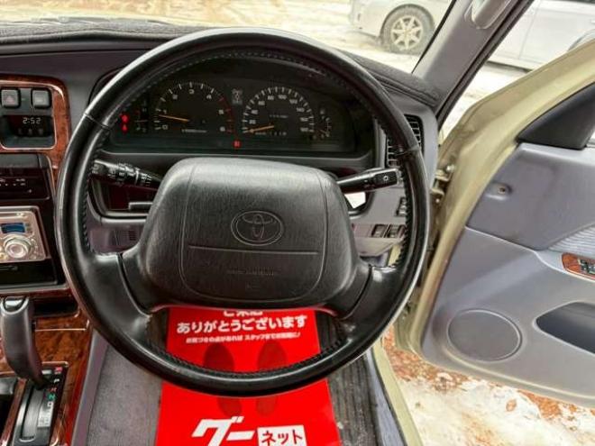 ハイラックスサーフ3.0 SSR-G ワイドボディ ディーゼルターボ 4WD　リフトアップ　全塗装済ベージュ　アルミホイール　メッキバンパー　サンルーフ　ETC　パワステ　パワーウィンドウ　ABS　キーレスエントリー　エアコン　寒冷地仕様 3000