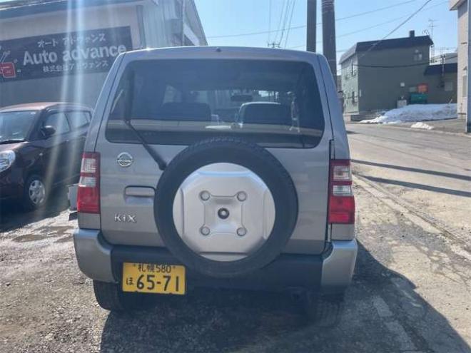 キックスRX 4WD　新在　庫　シートヒーター　フォグ付　エンスタ 660