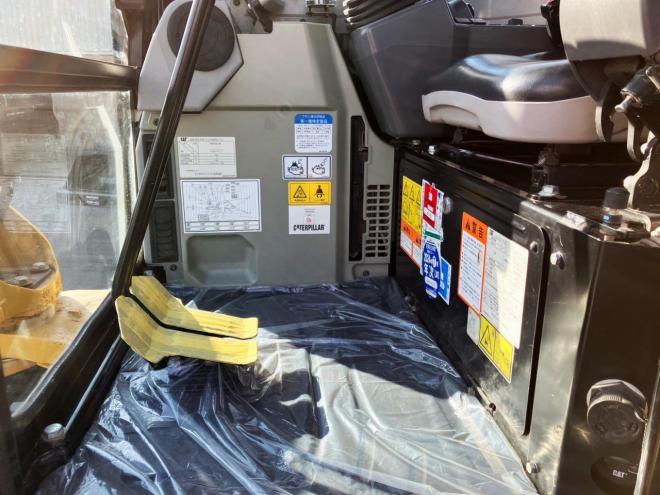 バックホーCAT　中古　305.5E2CR　クレーン仕様　建機