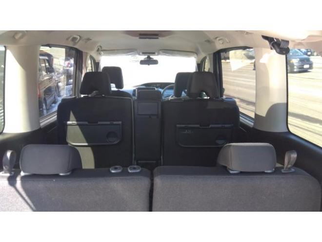 セレナX VセレクションⅡ　4WD 4WD 2000 5Dr