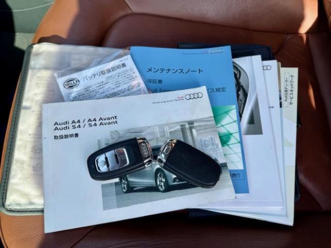 アウディA4アバント2.0TFSIクワトロ 4WD 4WD 2000 5Dr