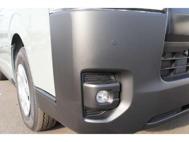 ハイエースバン2.8 スーパーGL ロング ディーゼルターボ 4WD　アースカラーPKG　アーバンカーキ　　両側パワースライドドア　デジタルインナーミラー　全方位カメラ　バックカメラ　寒冷地仕様　LEDヘッドライト　415コブラフラットベッドキット 登録済未使用車 2800