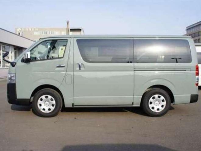 ハイエースバン2.8 スーパーGL ロング ディーゼルターボ 4WD　アースカラーPKG　アーバンカーキ　　両側パワースライドドア　デジタルインナーミラー　全方位カメラ　バックカメラ　寒冷地仕様　LEDヘッドライト　415コブラフラットベッドキット 登録済未使用車 2800