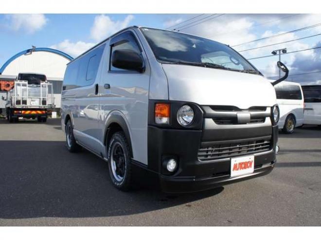 レジアスエース2.8 スーパーGL ロングボディ ディーゼルターボ 4WD　415COBRA丸目キット&CL3フロントリップ&ステージIリアスポ　415SAFARIオーバーフェンダー　ESSEXステラ16インチAW　TOYOオープンカントリーR/T　415COBRAベッドキット　寒冷地仕様　純正ETC 新品シートカバー 2800