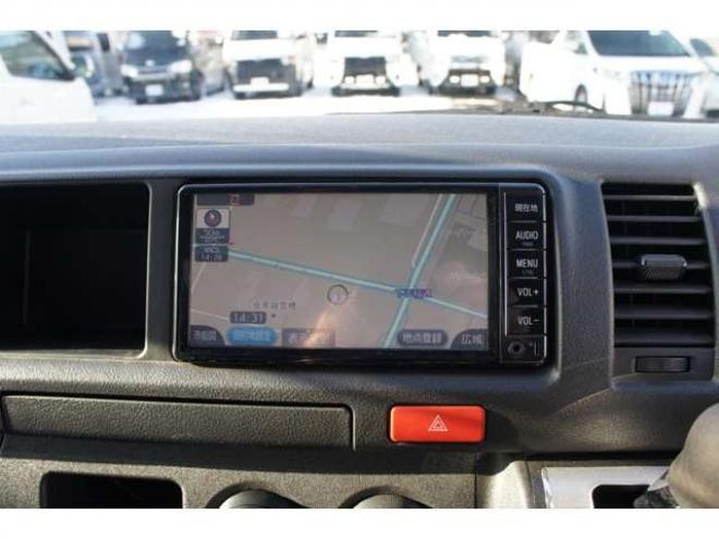 レジアスエース2.7 ウェルキャブ Bタイプ スーパーロング 4WD　ワンオーナー　純正メモリーナビTV　Bカメラ　車いす移動車　車いす2基固定装置付き　9人乗り　リア電動リフト　寒冷地仕様 福祉車両 2700