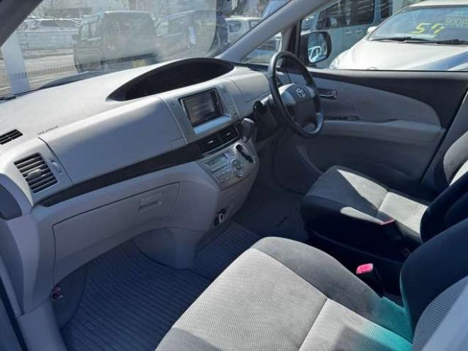 エスティマ2.4 アエラス 4WD　スマートキー・プッシュスタート・HDDナビ・フルセグTV・バックカメラ・ETC・ワイパーデアイサー・キセノンヘッドライト・リアエアコン・電動格納ミラー・両側スライドドア 2400