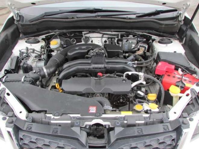 フォレスター2.0 S リミテッド 4WD　アイサイト/アイドリングストップ/シートヒーター/社外ナビ/フルセグ/バックカメラ/フリップダウンモニター/ETC/レーダークルーズコントロール 2000