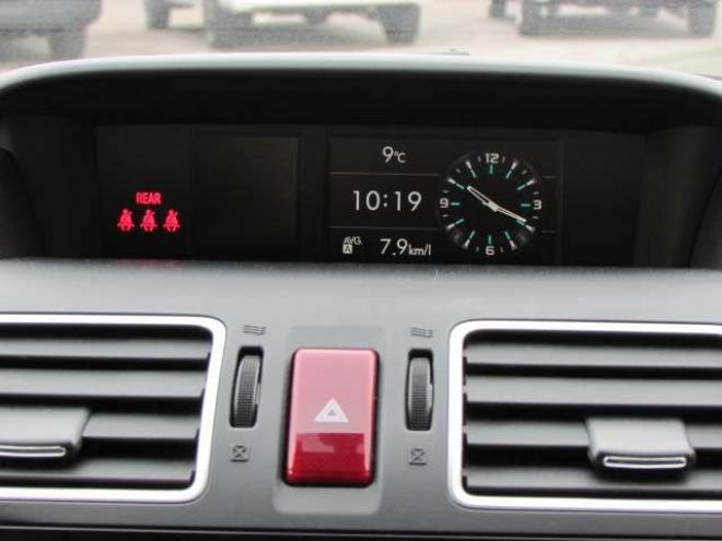 フォレスター2.0 S リミテッド 4WD　アイサイト/アイドリングストップ/シートヒーター/社外ナビ/フルセグ/バックカメラ/フリップダウンモニター/ETC/レーダークルーズコントロール 2000