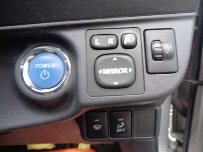 アクア1.5 S　キーフリー　純正ナビ　ワンセグ　ハイブリッド 2WD 1500