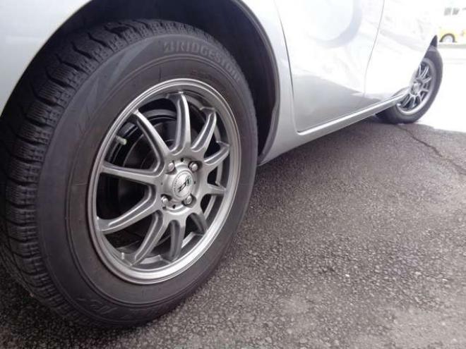 アクア1.5 S　キーフリー　純正ナビ　ワンセグ　ハイブリッド 2WD 1500