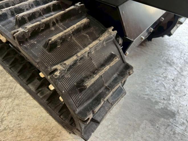 除雪機ホンダ　HSM1380i！ハイブリッド！左右旋回レバー！