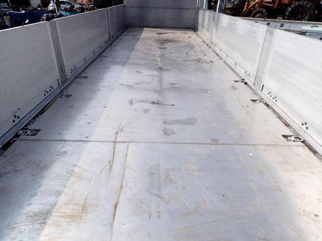 プロフィア4段クレーン＆ラジコン　苫小牧ヤード