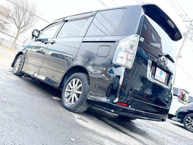 ヴォクシー2.0ZS 4WD　ローンが不安な方＜優遇ローン＞　本州仕入　モデリスタエアロ　ダブルサンルーフ　 4WD 2000 5Dr