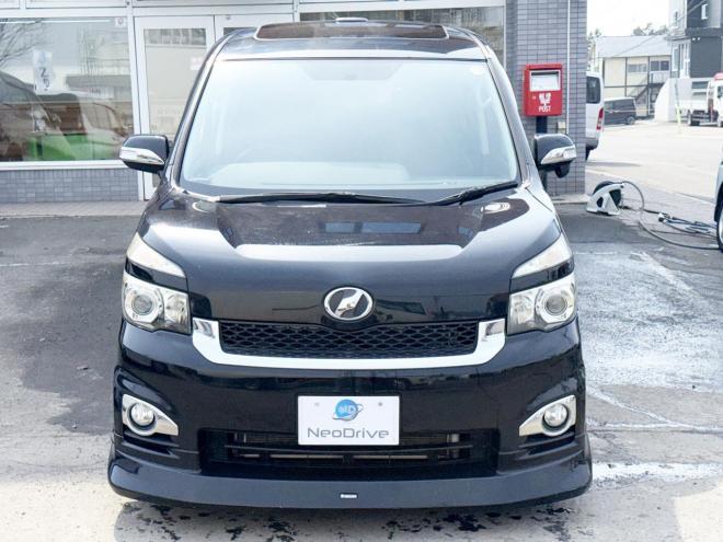 ヴォクシー2.0ZS 4WD　ローンが不安な方＜優遇ローン＞　本州仕入　モデリスタエアロ　ダブルサンルーフ　 4WD 2000 5Dr