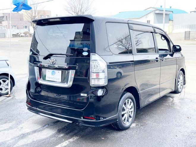 ヴォクシー2.0ZS 4WD　ローンが不安な方＜優遇ローン＞　本州仕入　モデリスタエアロ　ダブルサンルーフ　 4WD 2000 5Dr