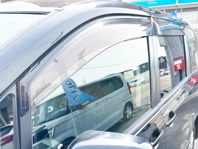 ヴォクシー2.0ZS 4WD　ローンが不安な方＜優遇ローン＞　本州仕入　モデリスタエアロ　ダブルサンルーフ　 4WD 2000 5Dr