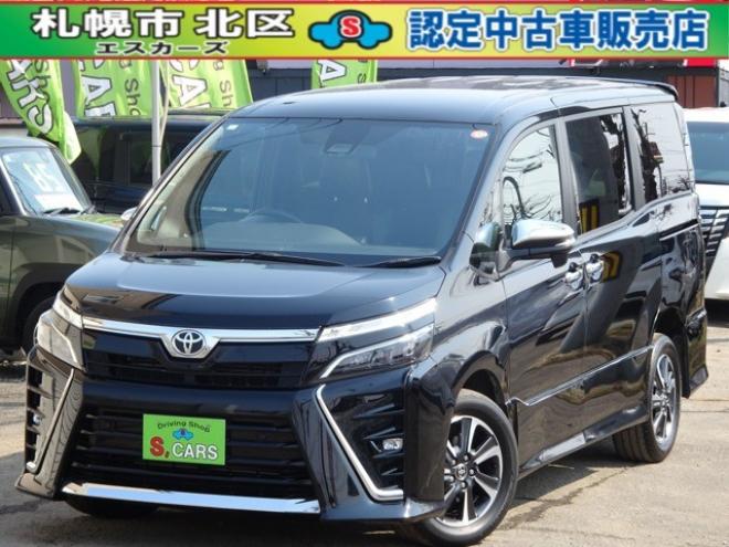 ヴォクシー2.0 ZS 煌III 4WD　本州車　保証1年/走行距離無制限　4WD　両側パワースライドドア　トヨタセーフティセンス　ALPINE製ナビ　地デジ　バックカメラ　Bluetooth接続　ハーフレザーシート　ビルトインETC　LEDヘッドライト　冬タイヤ付 2000